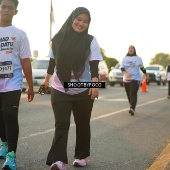 Runner Photo 7860811