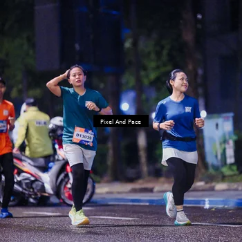 Runner Photo 7860816