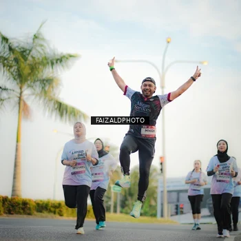 Runner Photo 7860820