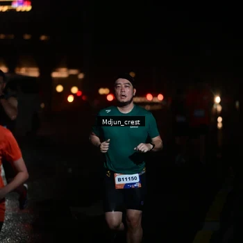 Runner Photo 7860848