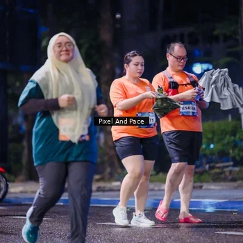Runner Photo 7860876