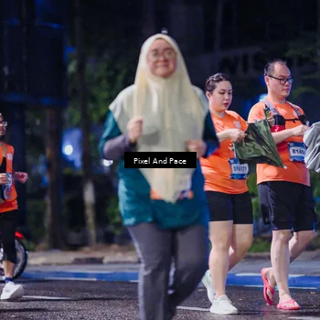 Runner Photo 7860879