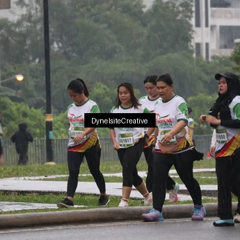 Runner Photo 7860895