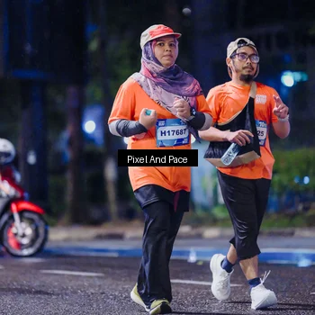 Runner Photo 7860899