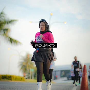 Runner Photo 7860900
