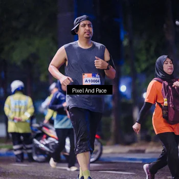 Runner Photo 7860913