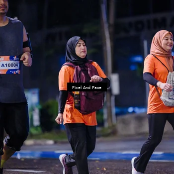 Runner Photo 7860915