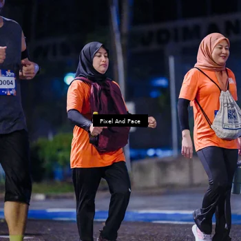 Runner Photo 7860918