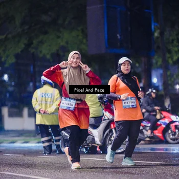 Runner Photo 7860954