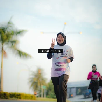 Runner Photo 7860964