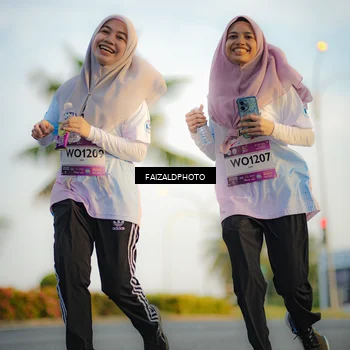 Runner Photo 7860984