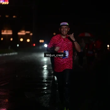 Runner Photo 7860990