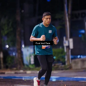 Runner Photo 7860993