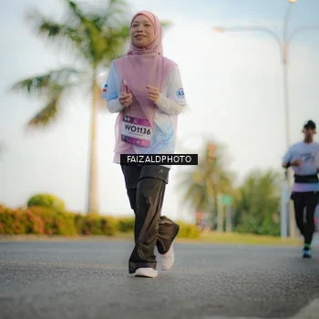 Runner Photo 7861031