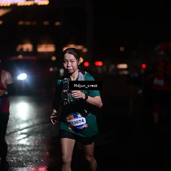 Runner Photo 7861042