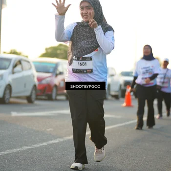 Runner Photo 7861064
