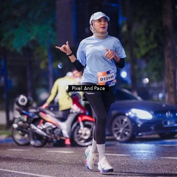 Runner Photo 7861097