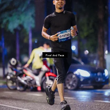 Runner Photo 7861108
