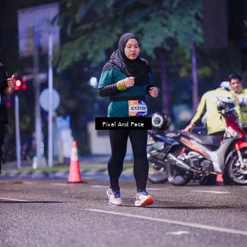 Runner Photo 7861120
