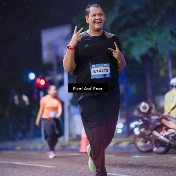 Runner Photo 7861140