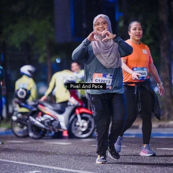 Runner Photo 7861147