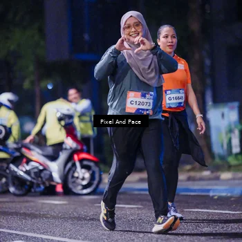 Runner Photo 7861149