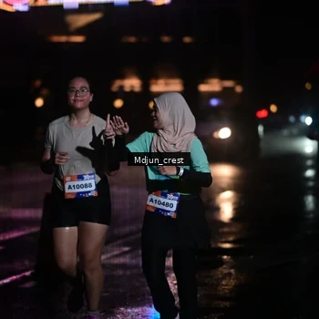 Runner Photo 7861151