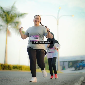 Runner Photo 7861156