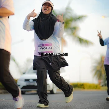 Runner Photo 7861380