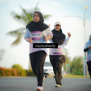 Runner Photo 7861384