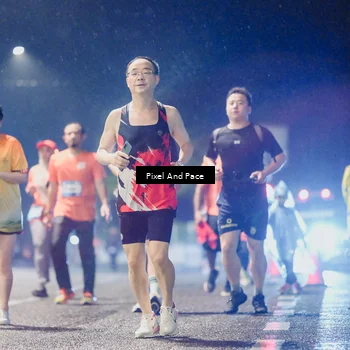 Runner Photo 7861406