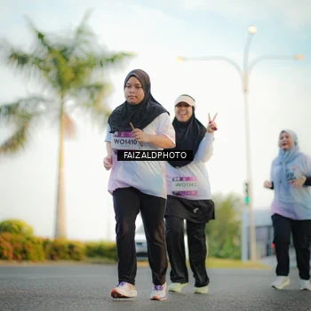 Runner Photo 7861407