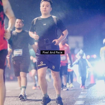 Runner Photo 7861418