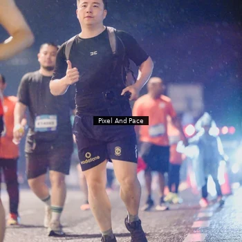 Runner Photo 7861423