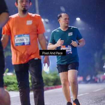 Runner Photo 7861441