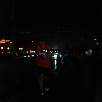 Runner Photo 7861442