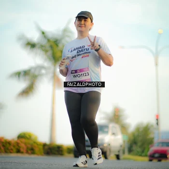 Runner Photo 7861475