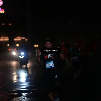 Runner Photo 7861480