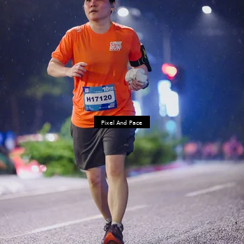 Runner Photo 7861567