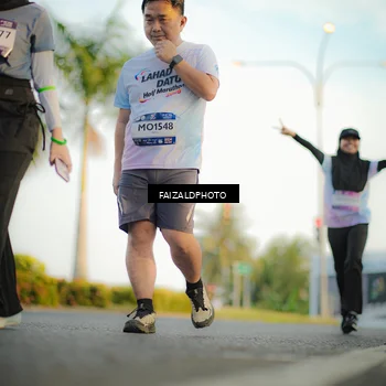 Runner Photo 7861579