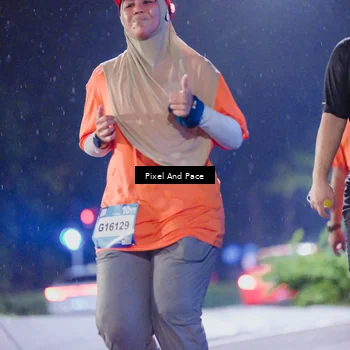 Runner Photo 7861624