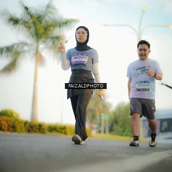 Runner Photo 7861638