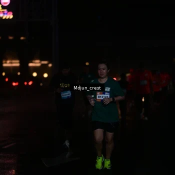 Runner Photo 7861675