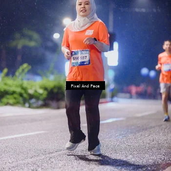 Runner Photo 7861676