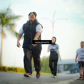 Runner Photo 7861689