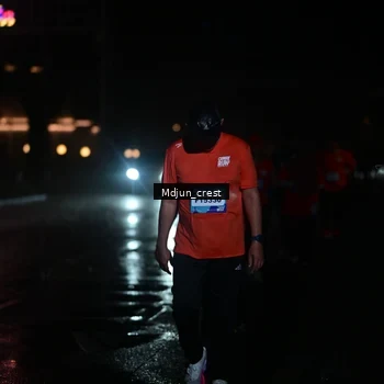 Runner Photo 7861702
