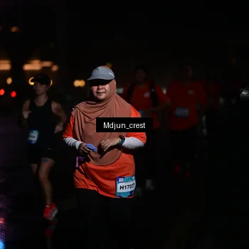 Runner Photo 7861709