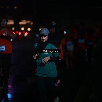 Runner Photo 7861774