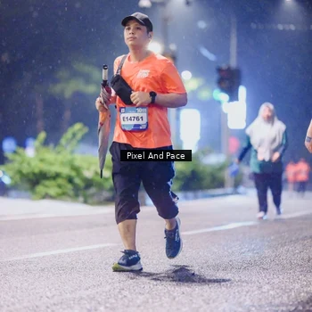 Runner Photo 7861789