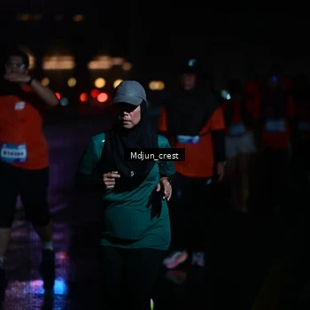 Runner Photo 7861790